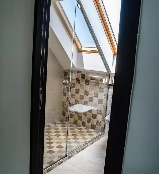 پانسیون Casa Românească