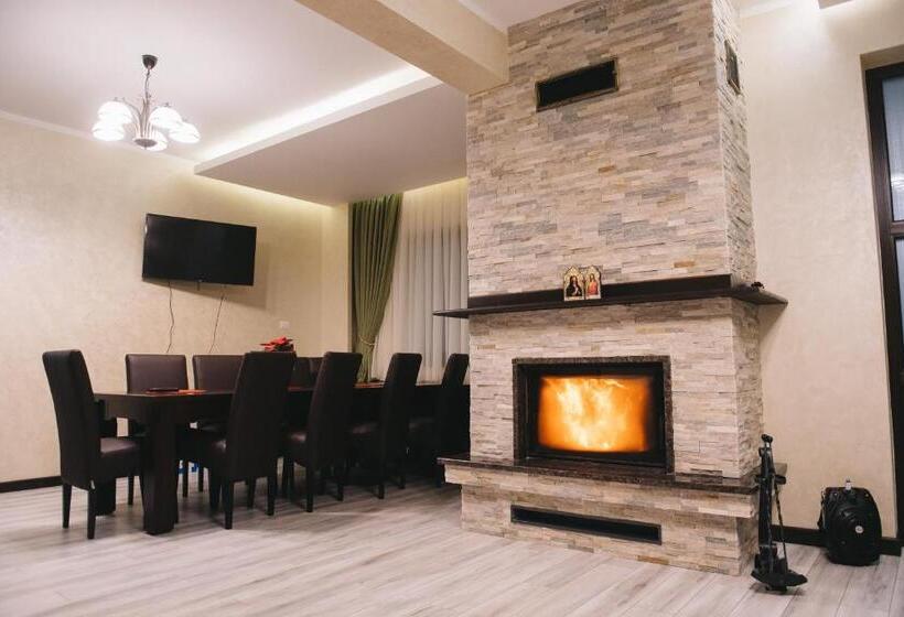 پانسیون Casa Românească