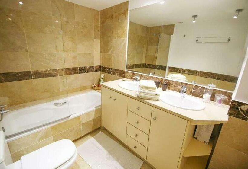 Amazing Penthouse With Panoramic Sea Views