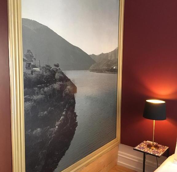 تختخواب و صبحانه Pimms Home Ribeira