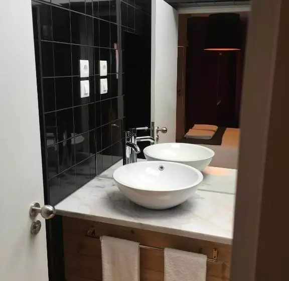 تختخواب و صبحانه Pimms Home Ribeira