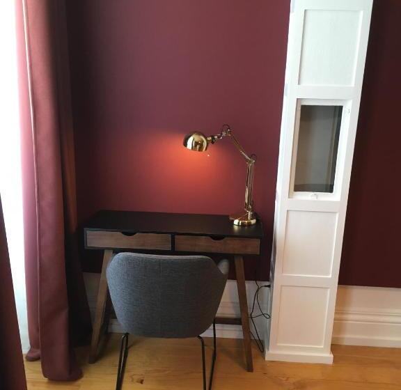 تختخواب و صبحانه Pimms Home Ribeira