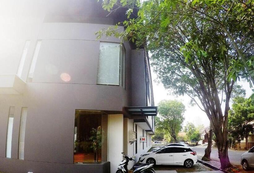 Hotel Hm Social Karawaci