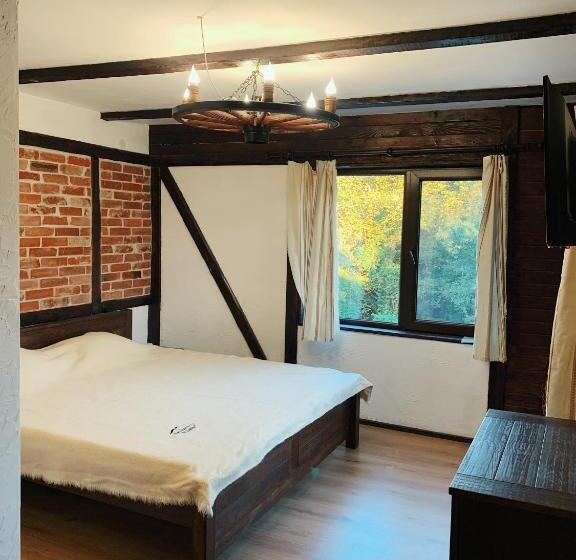 Пансион карамановите къщи