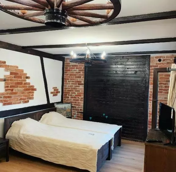 Majatalo карамановите къщи