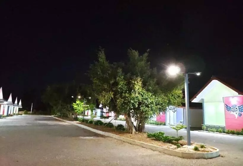 Majatalo ฮูกโฮม