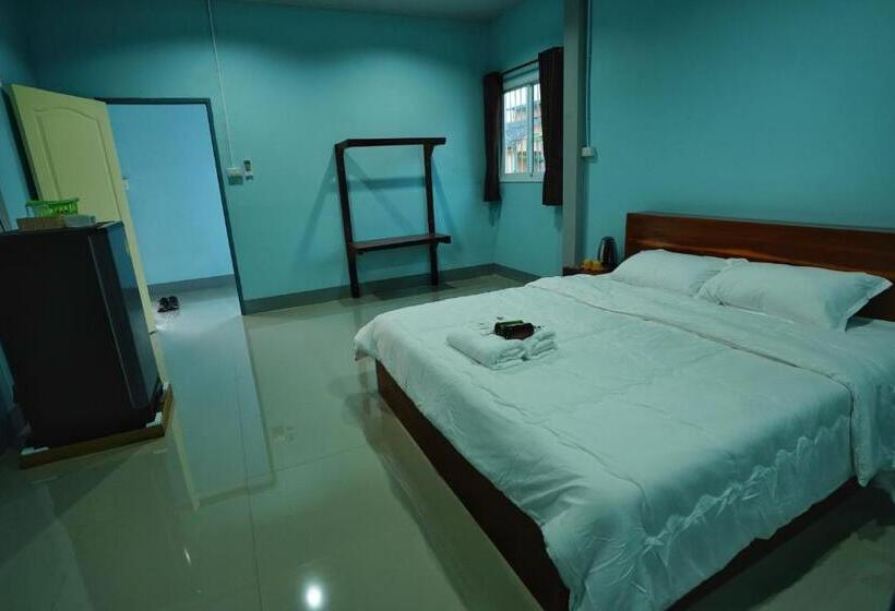 ペンション ฮูกโฮม