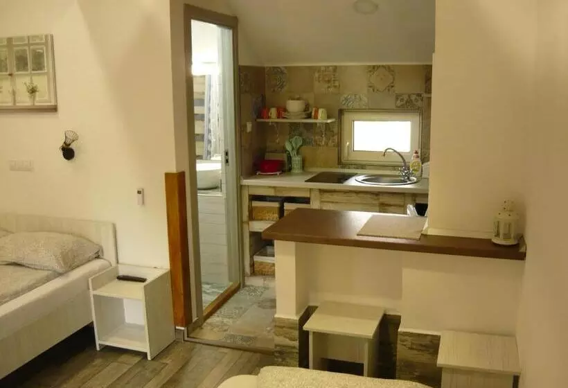 ペンション Casa De Oaspeti Liviu