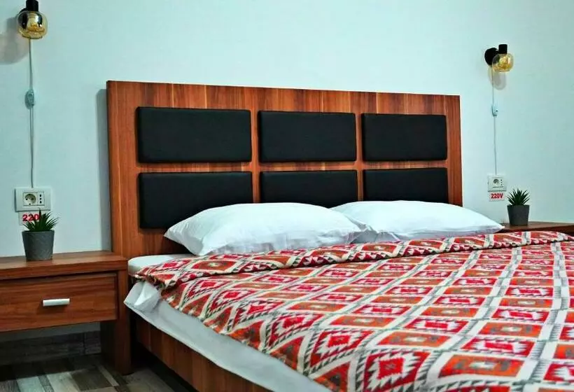 Majatalo Căsuța Lui Ion