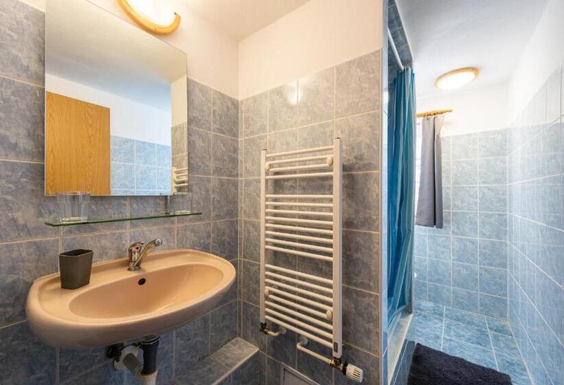 ペンション Penzion černý Vlk