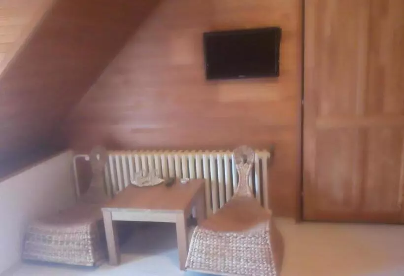 Majatalo Penzion U Hradilů