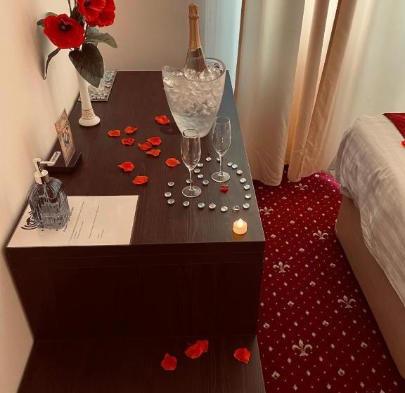 پانسیون Top Royal Central Brasov