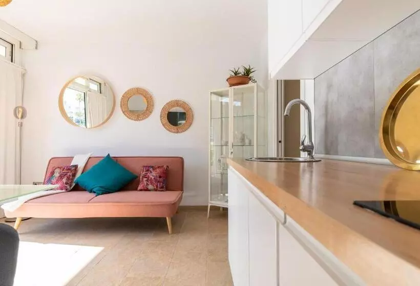Quality And Peaceful Stay In Playa Del Inglés