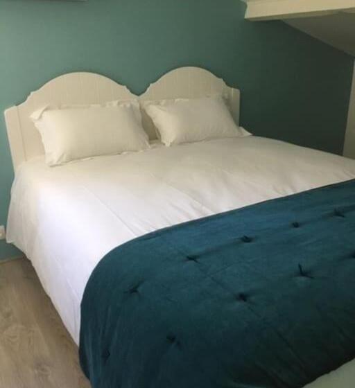 Superbe Villa 11 Places à 400 M De La Plage