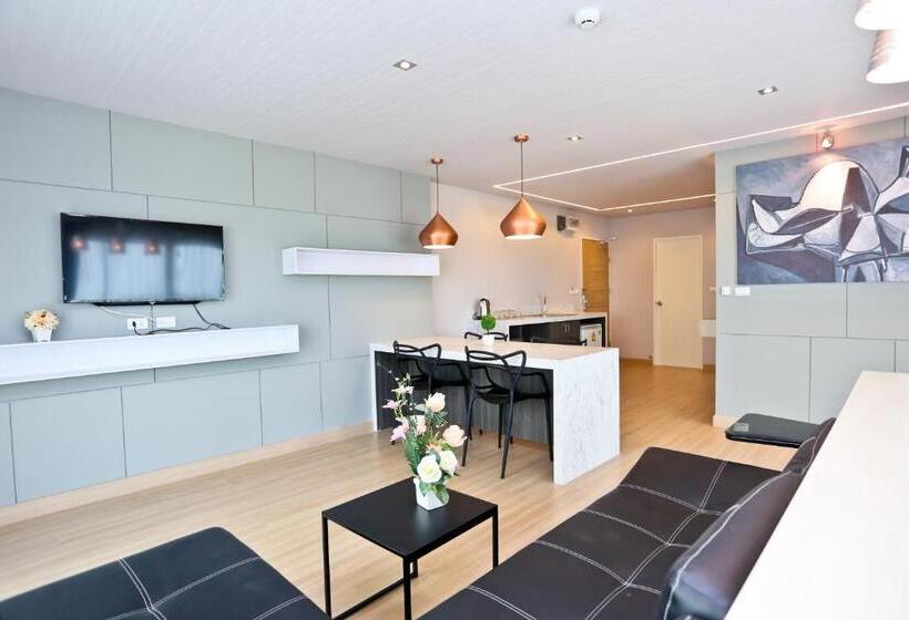 הוסטל Le Breeze Resort Hua Hin