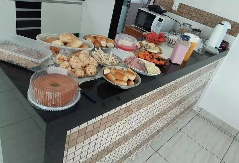 Retkeilymaja Pousada Limas Suites