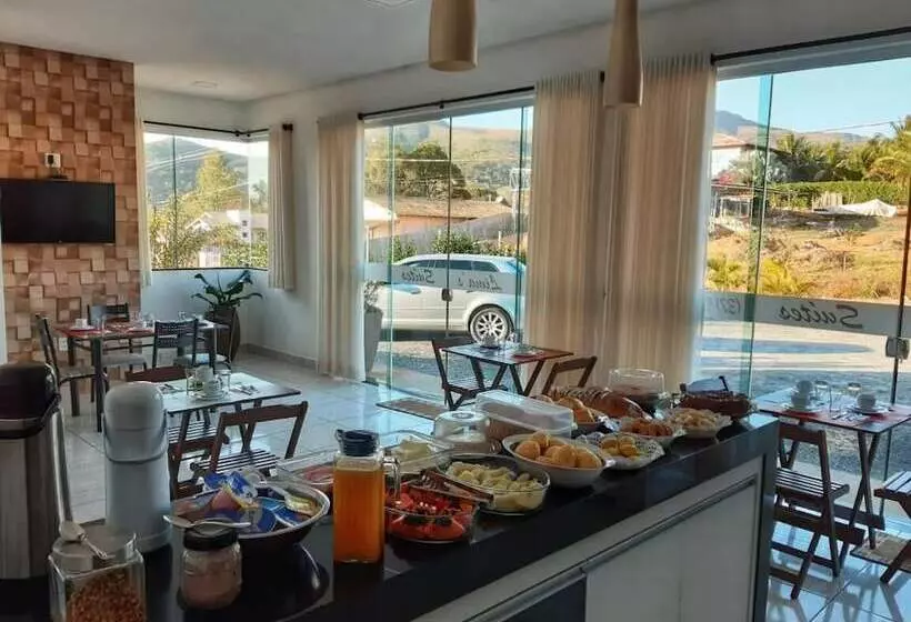 Retkeilymaja Pousada Limas Suites