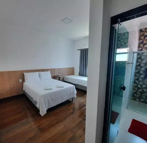 Retkeilymaja Pousada Limas Suites
