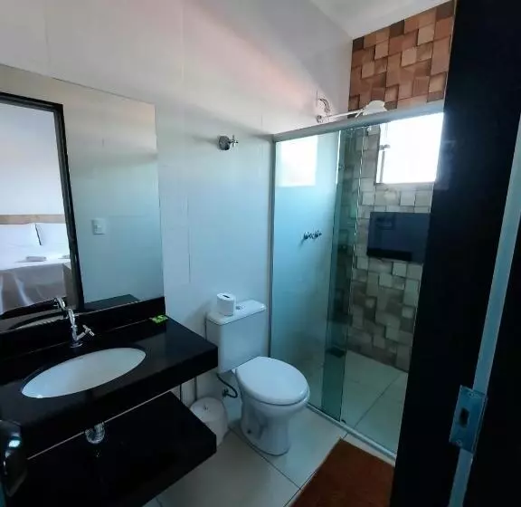 Retkeilymaja Pousada Limas Suites