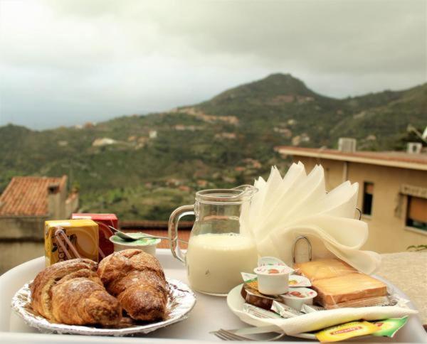 مبيت وإفطار Le Nuove Porte Di Taormina