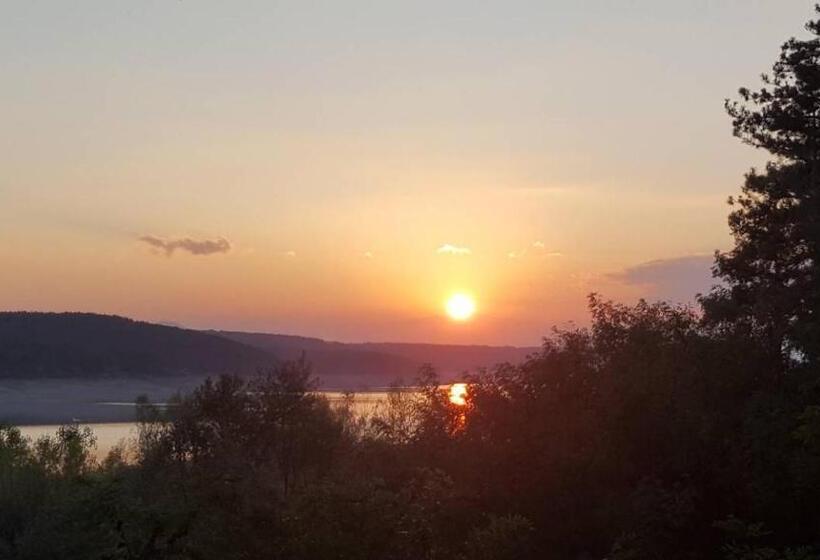 ホテル хотел златна котва