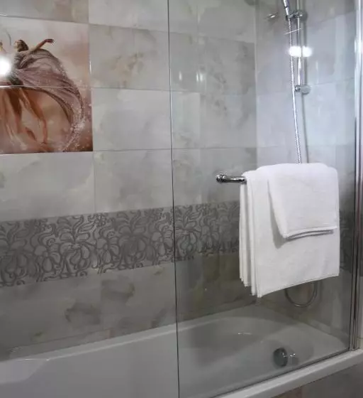هتل хотел александър