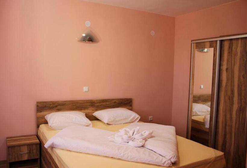 호텔 хотел александър