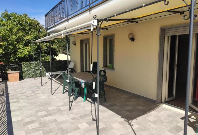 Отель Agriturismo Casale Del Contadino