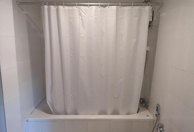 Отель Betong Hello