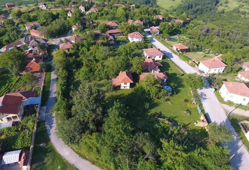 Пансион онгъл запад