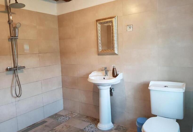 Пансион онгъл запад