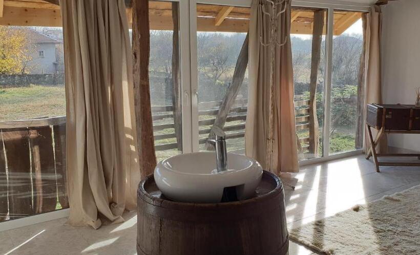 Пансион онгъл запад