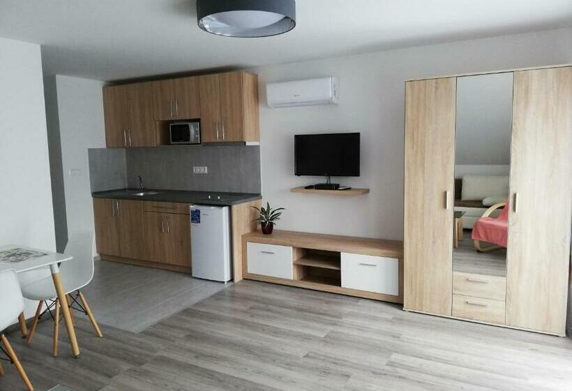 Pension éva Apartman