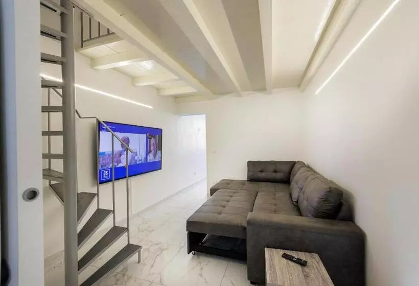 Scudaniglio Home