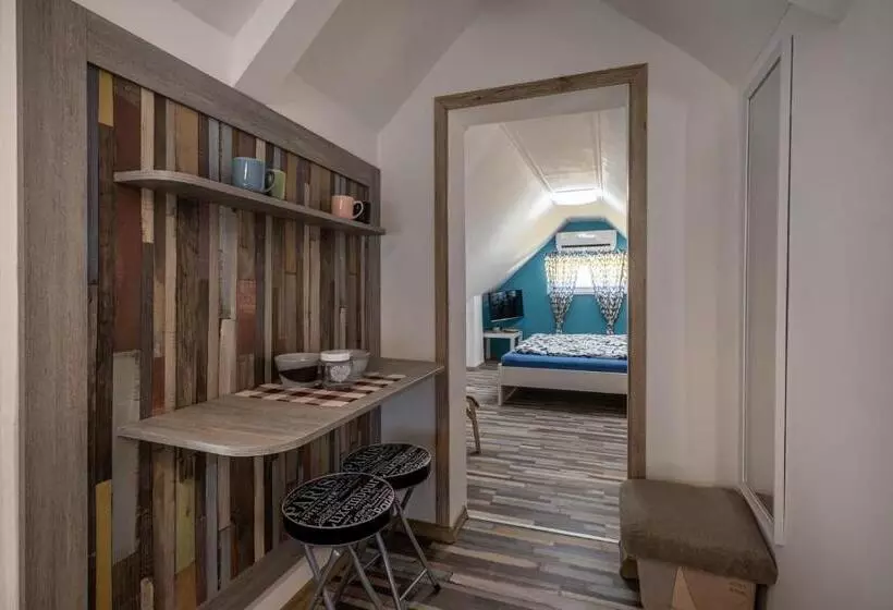 Szürke Vendégház Balatonkenesén