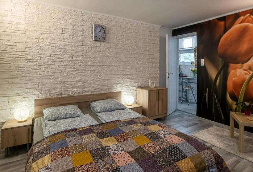 Szürke Vendégház Balatonkenesén