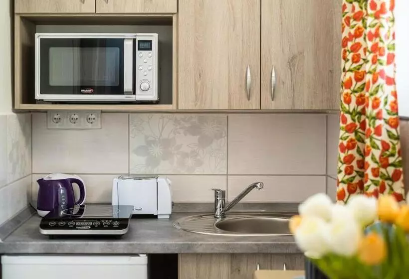 Szürke Vendégház Balatonkenesén