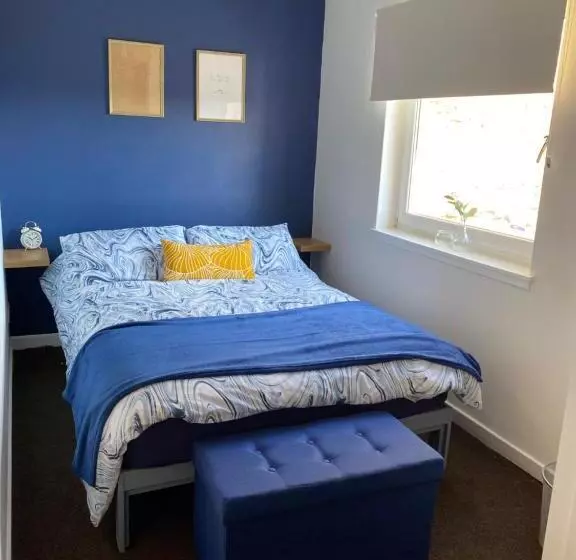 Ugly Duckling, License Number Fi 00863 P