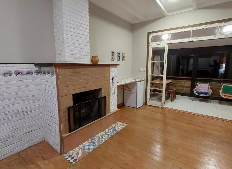 ユースホステル Casa No Céu