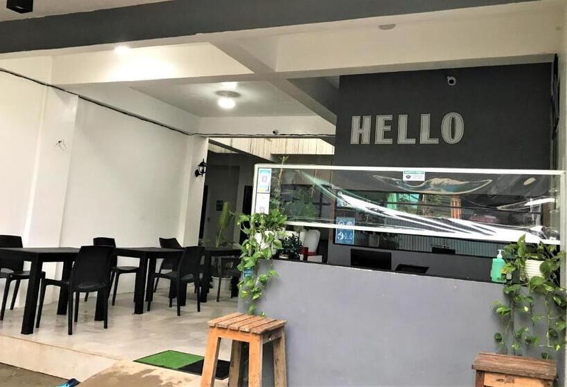 Avisala Hostel Coron