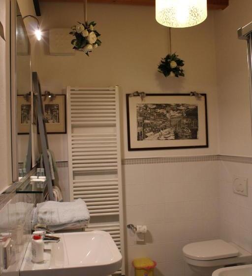 Bed & Breakfast Lucy