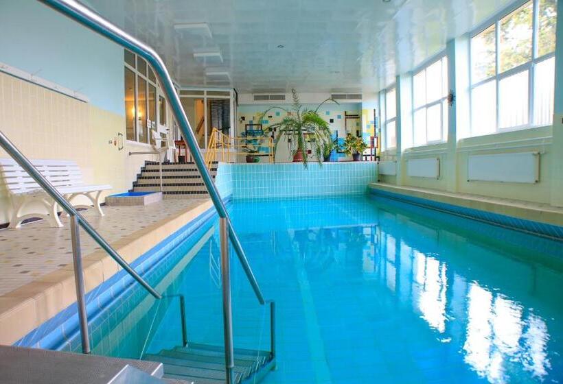 Gemütliches Studio Mit Ausblick, Pool Und Wifi