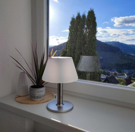 Gemütliches Studio Mit Ausblick, Pool Und Wifi