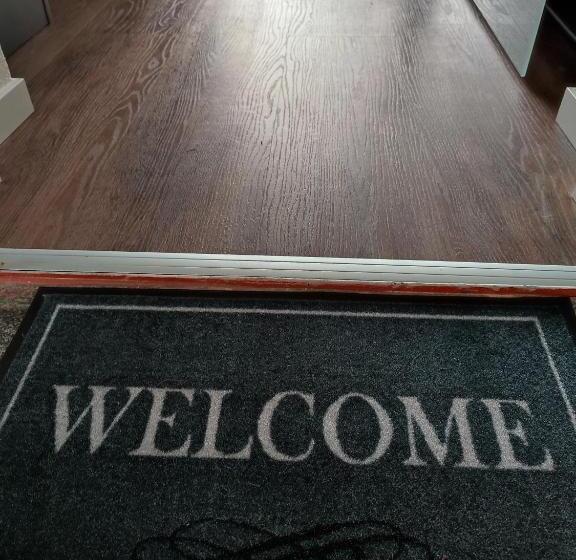 Gemütliches Studio Mit Ausblick, Pool Und Wifi