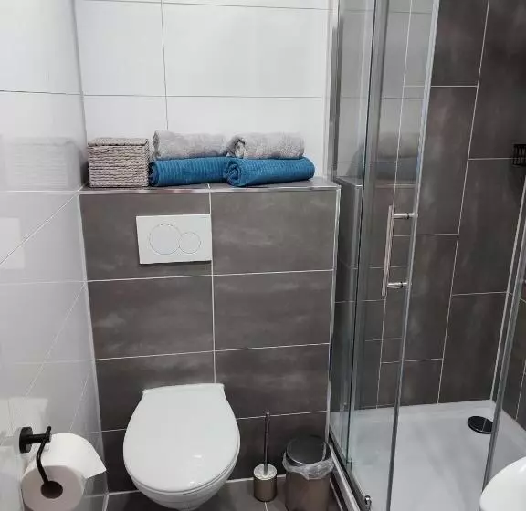 Gemütliches Studio Mit Ausblick, Pool Und Wifi