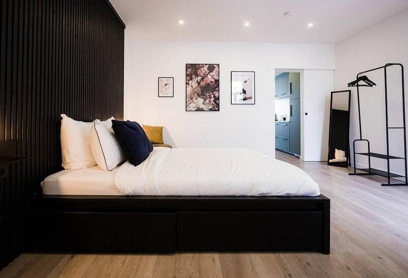 Gorgeous Getaway In The Old City Centre Of Antwerp