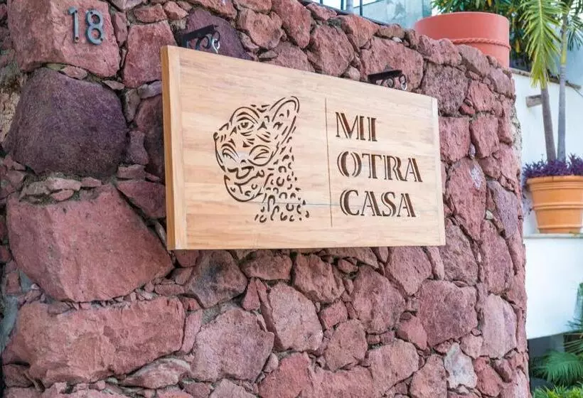 هتل Mi Otra Casa