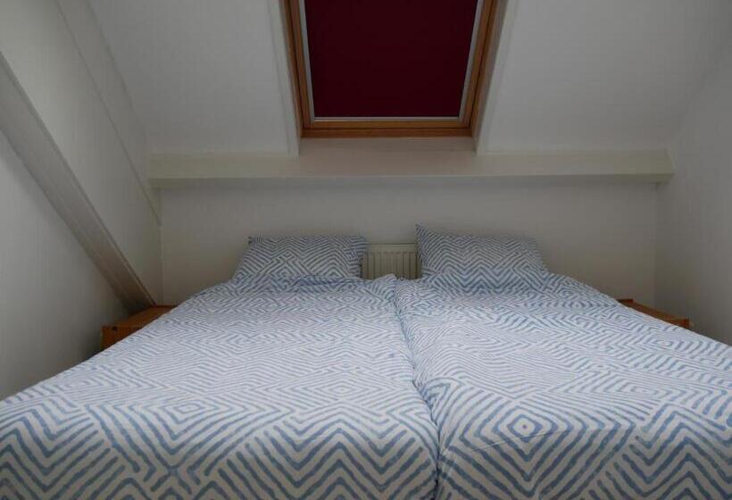 Jonas   Luxe Appartement Naast De Duinen