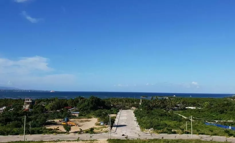 Mactan Newtown Condo With Garden And Ocean View 8newtown Blvd