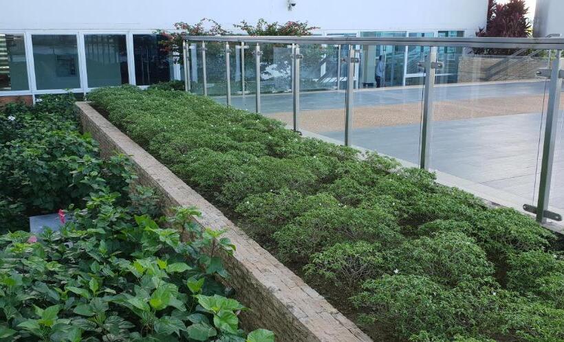 Mactan Newtown Condo With Garden And Ocean View 8newtown Blvd